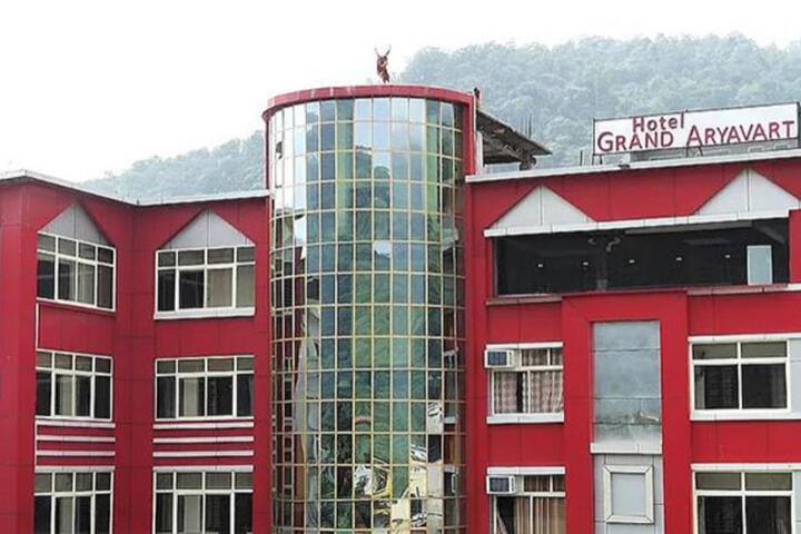 FabHotel Grand Aryavart