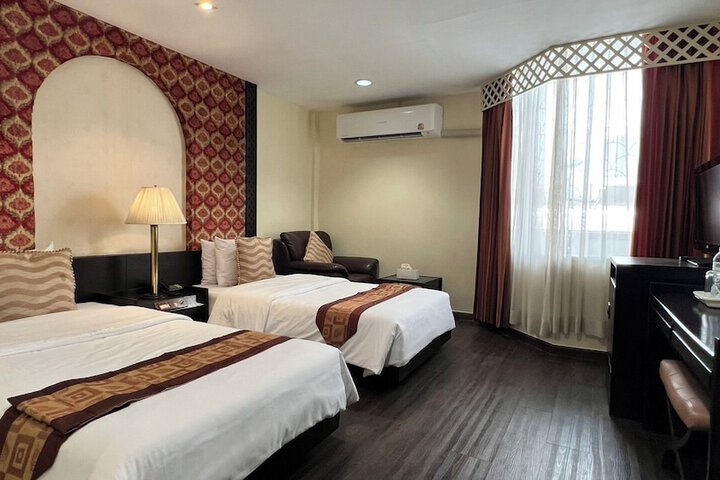 Room 7 of 31
