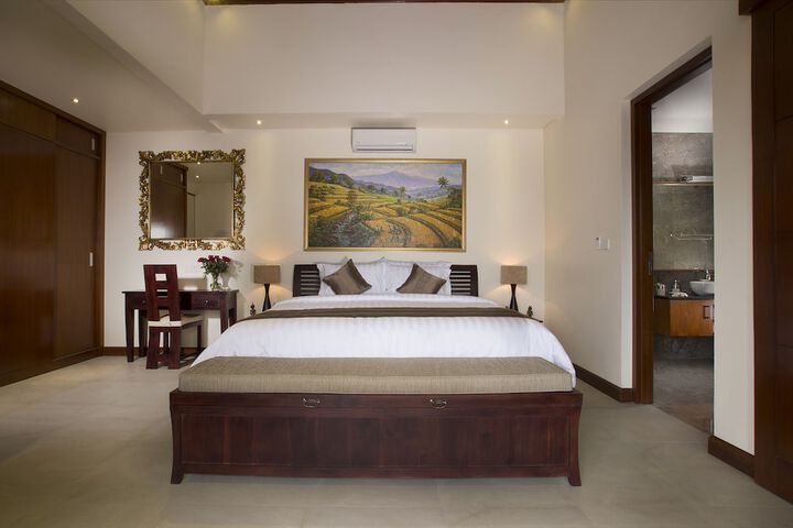 Room 5 of 36