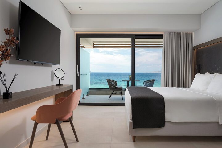 Room 10 of 79