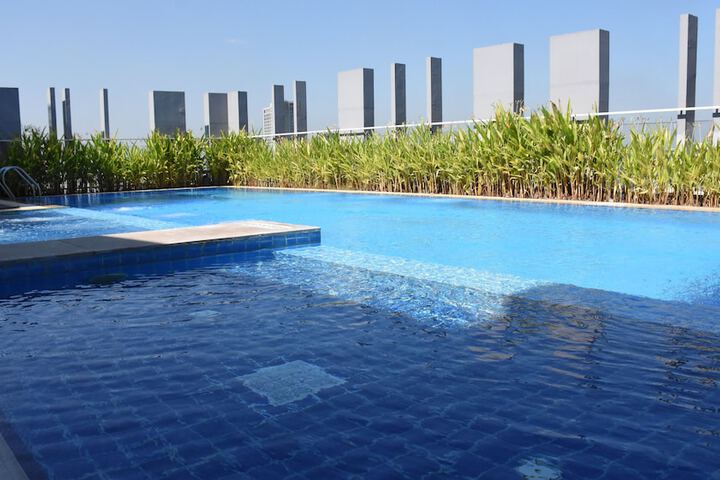 Pool 38 of 100