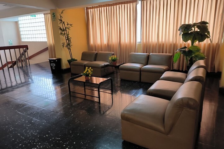 Room 7 of 20