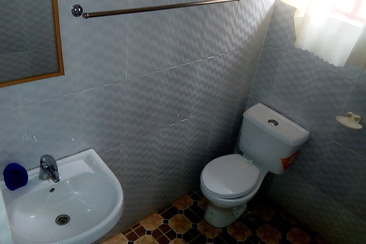 Room 12 of 14