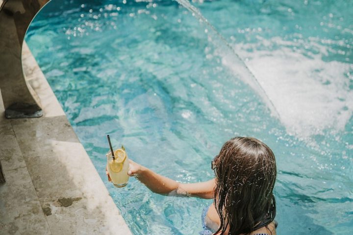 Pool 70 of 105