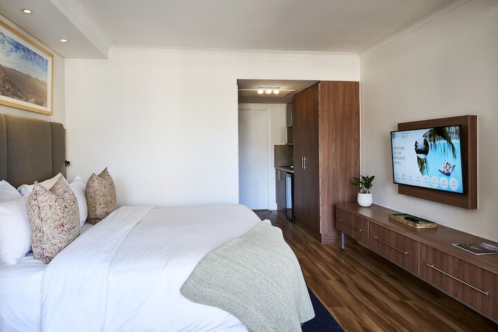 Room 101 of 204