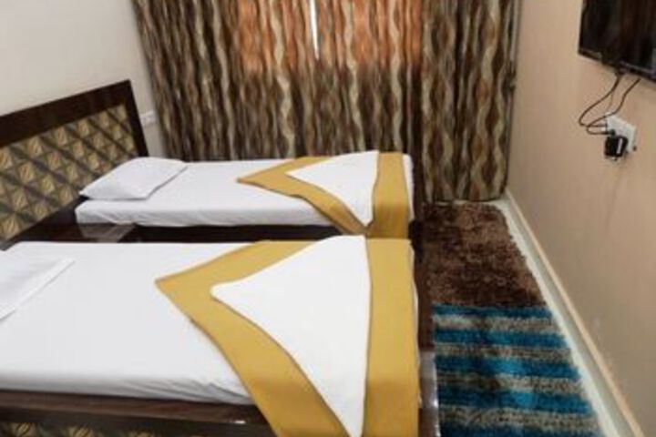 Room 17 of 26