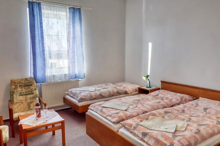 Room 14 of 45