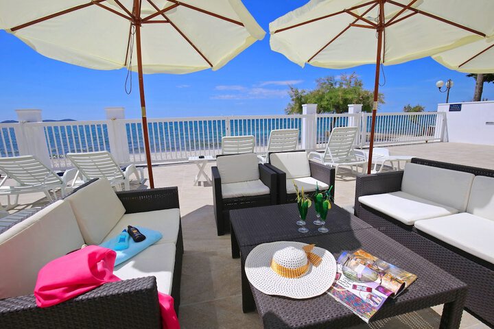 Terrace/Patio 66 of 74