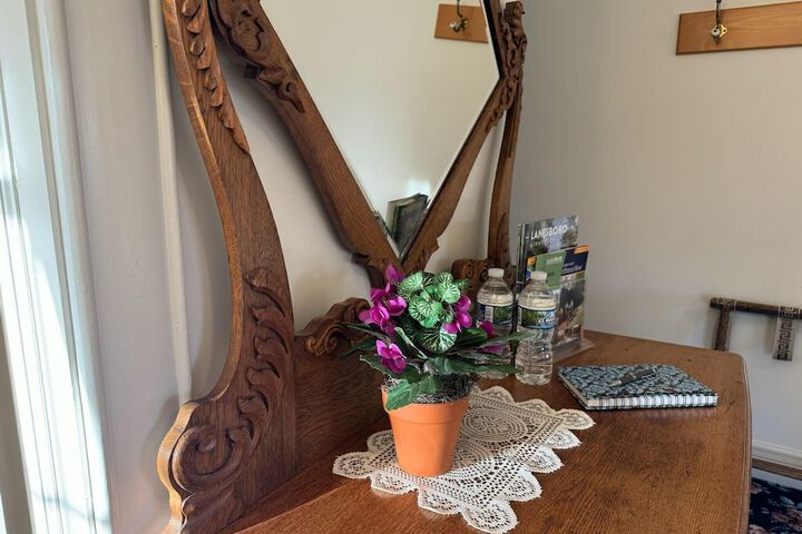 Room 25 of 60