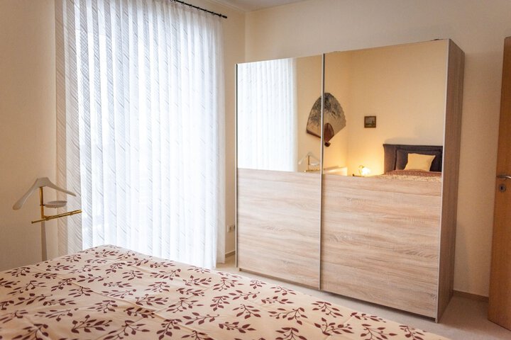 Room 5 of 35