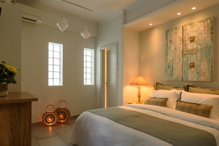 Room 9 of 41