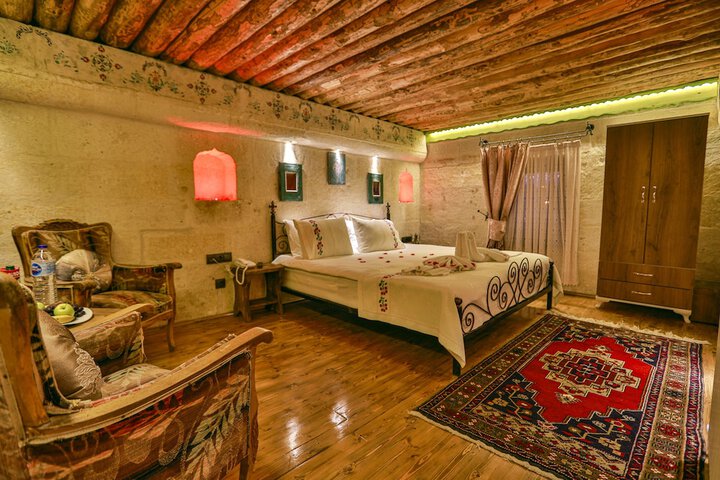 Room 10 of 75