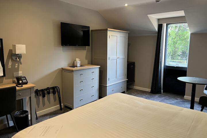 Room 13 of 116