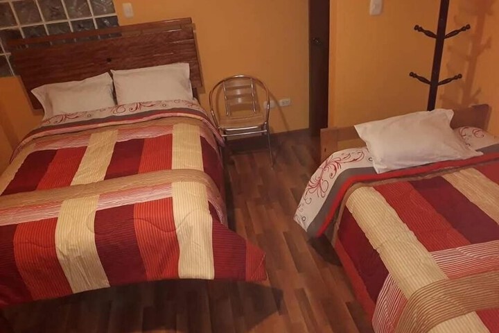 Room 10 of 11