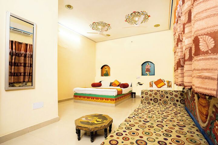 Room 14 of 47