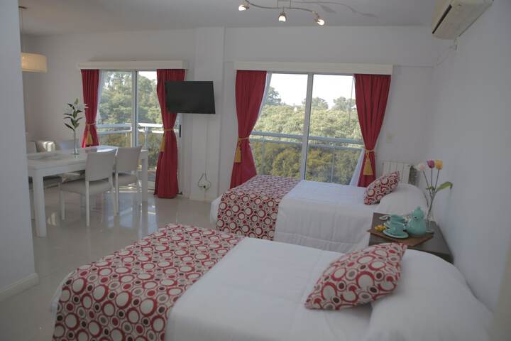 Room 6 of 37