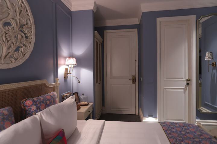 Room 14 of 43