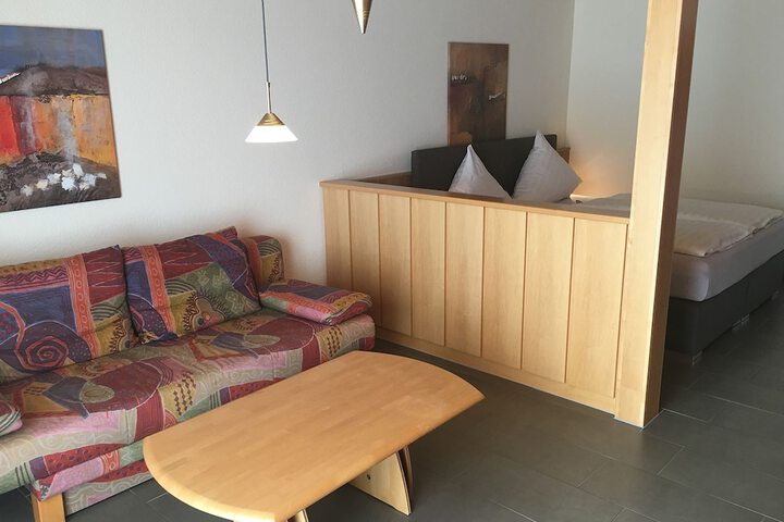 Room 9 of 49