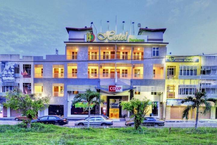 Front of property - evening/night