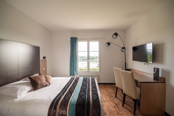 Room 17 of 50
