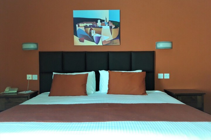 Photo 4