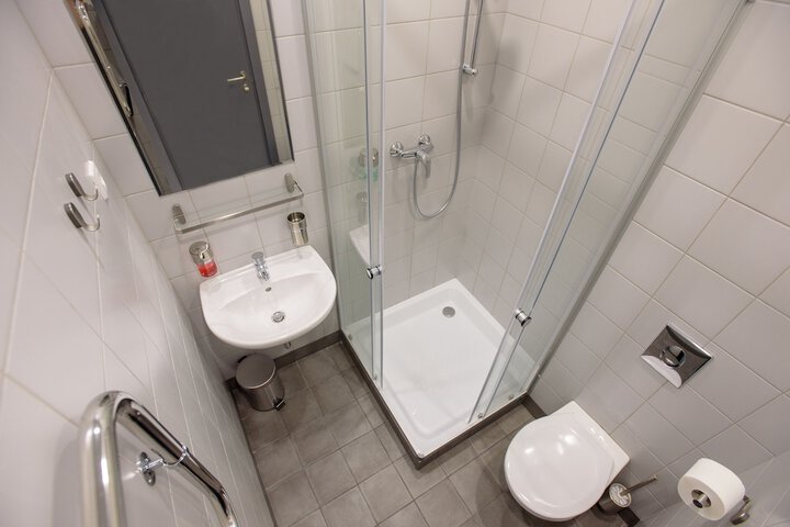 Room 18 of 24
