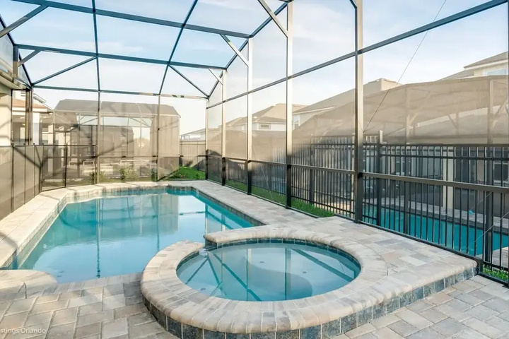 Pool 14 of 23