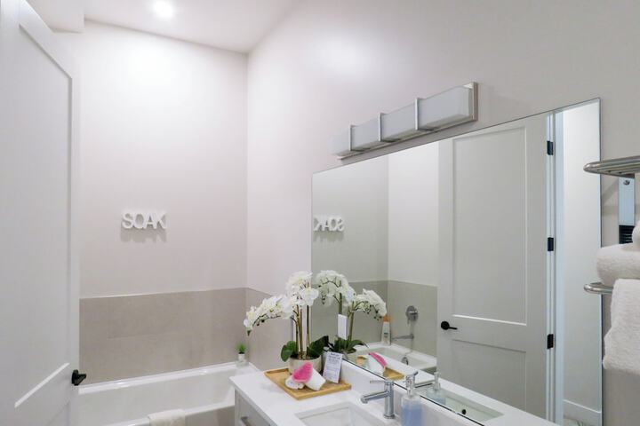 Room 21 of 23