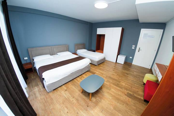Room 35 of 90