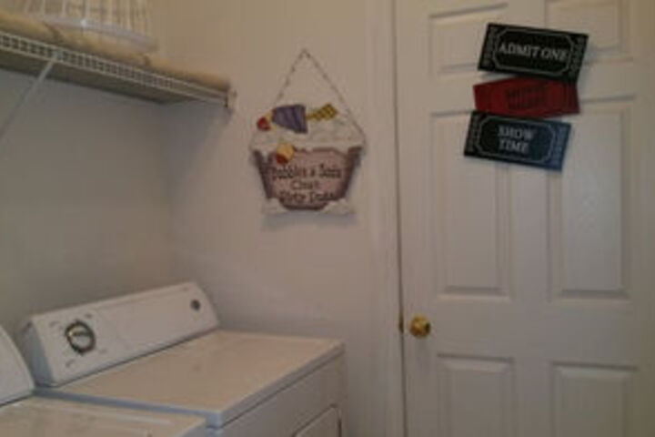 Room 33 of 42