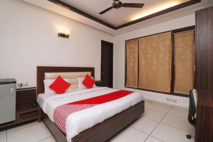 Wonderland Inn Near Aravali Biodiversity Park