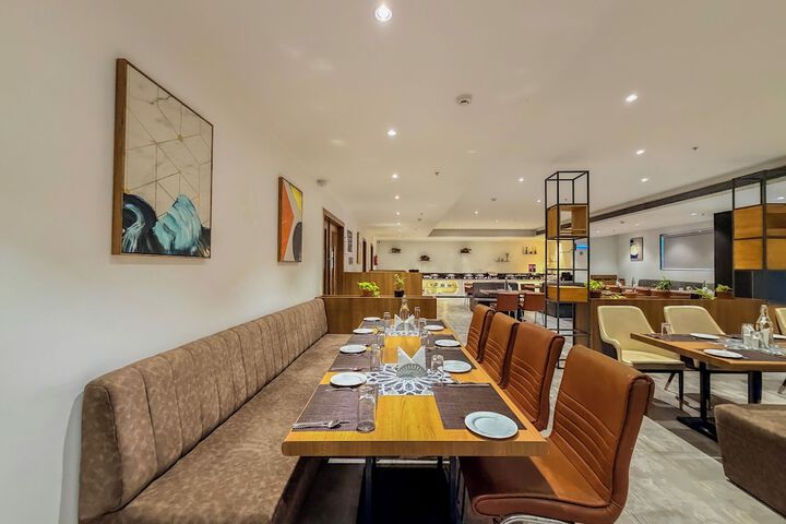 Dining 46 of 71