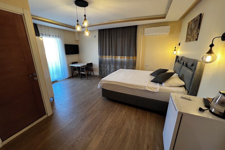Room 13 of 58