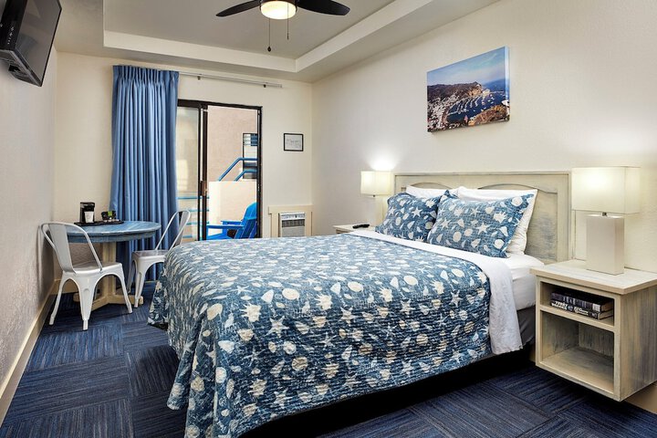 Room 6 of 51