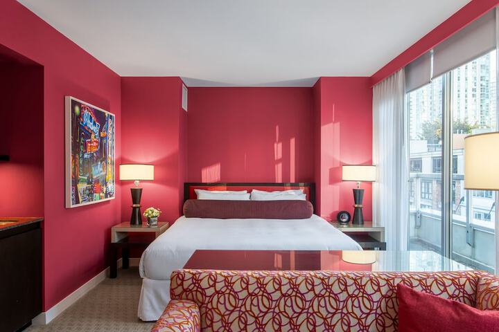 Room 14 of 79