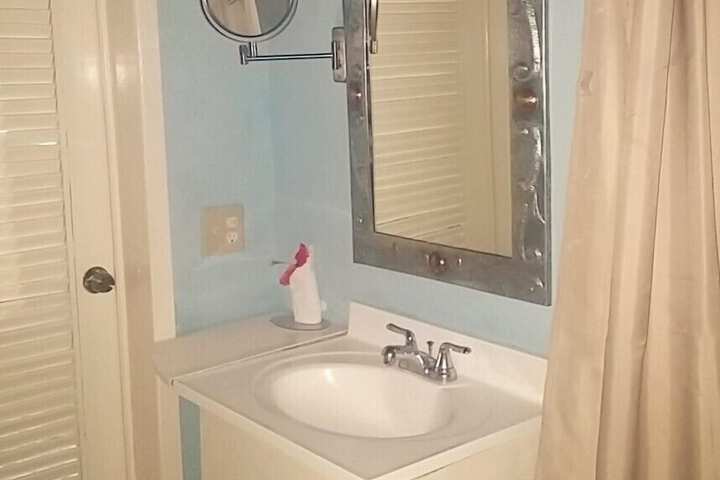 Room 45 of 108