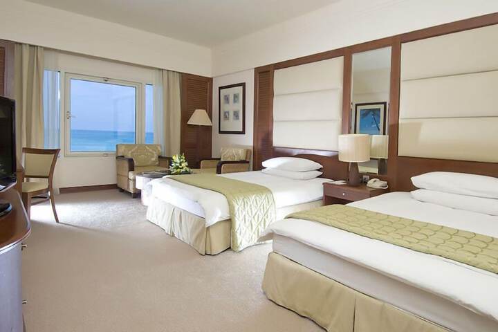 Room 19 of 124