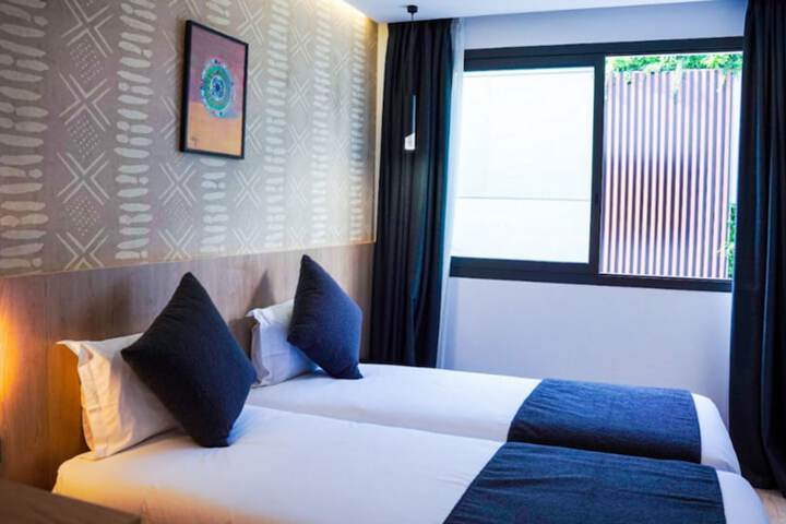 Room 5 of 25