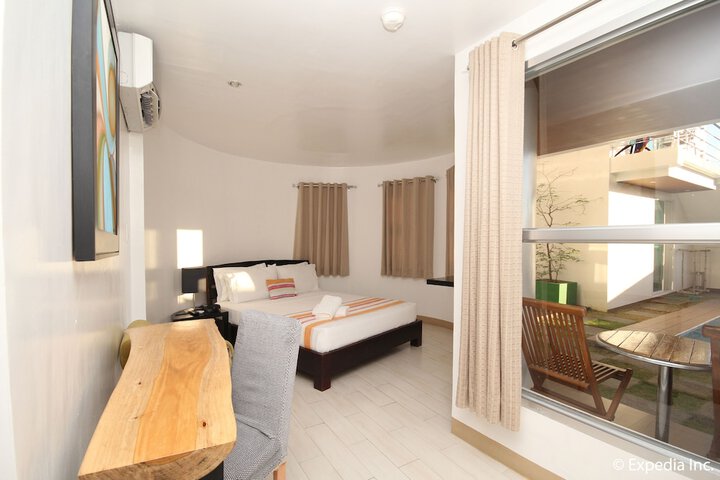 Room 6 of 29