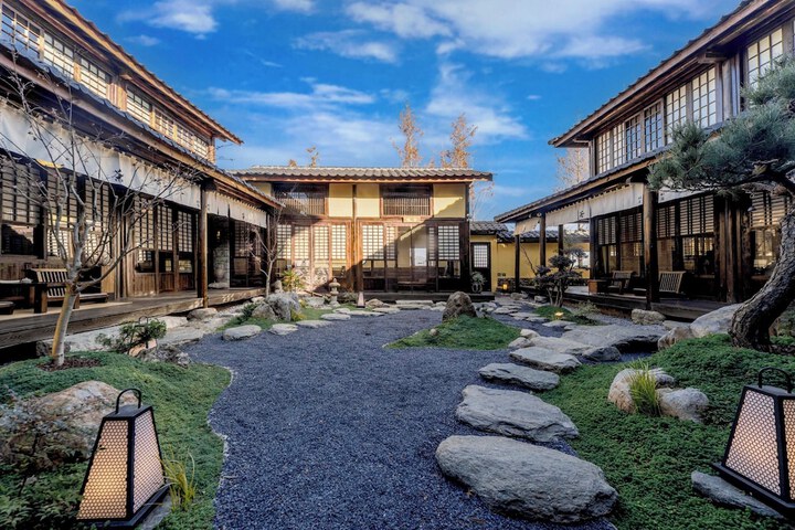 Hotel Exterior 134 of 139