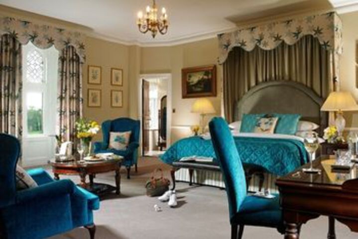 Room 33 of 68