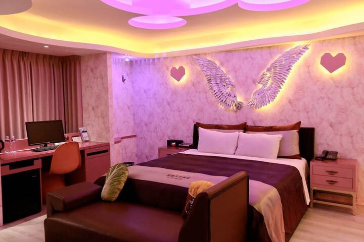 Room 14 of 70