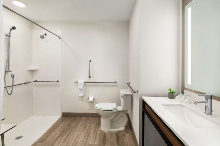 Bathroom shower