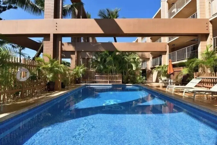 Pool 12 of 30