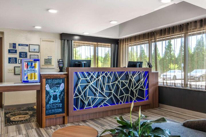 Hotel Interior 11 of 20