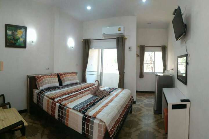 Room 5 of 40