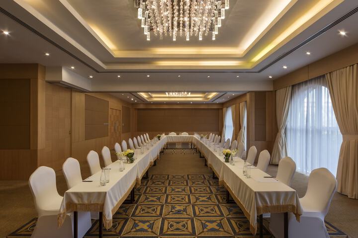 In-room business center