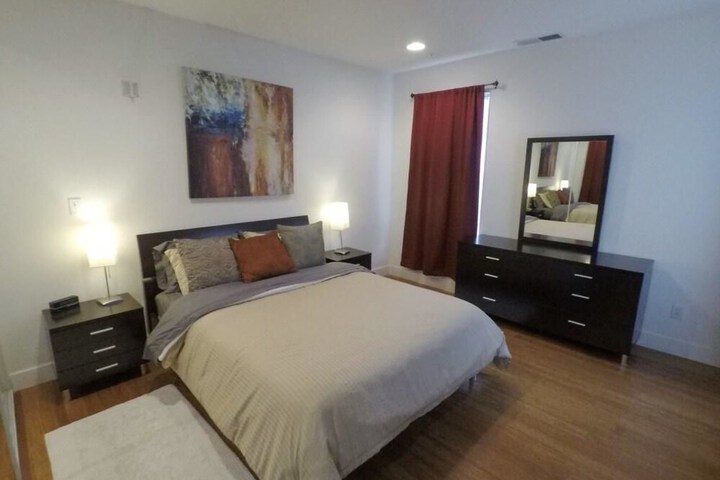 Room 2 of 21