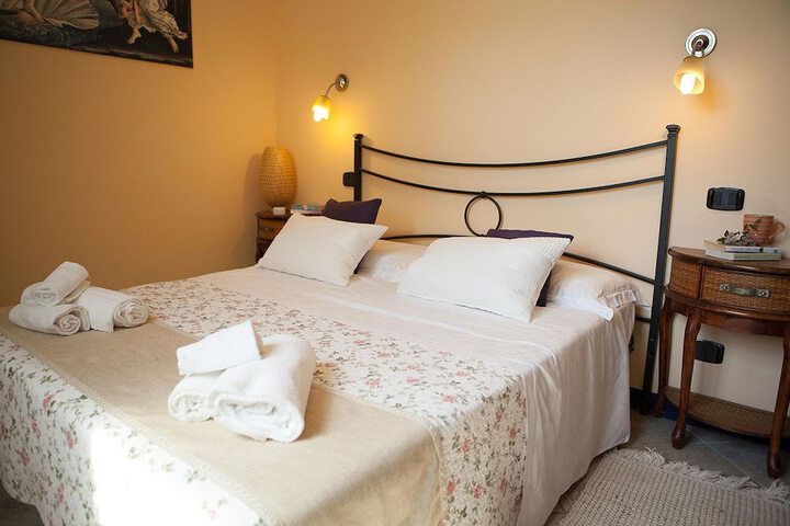 Room 15 of 157