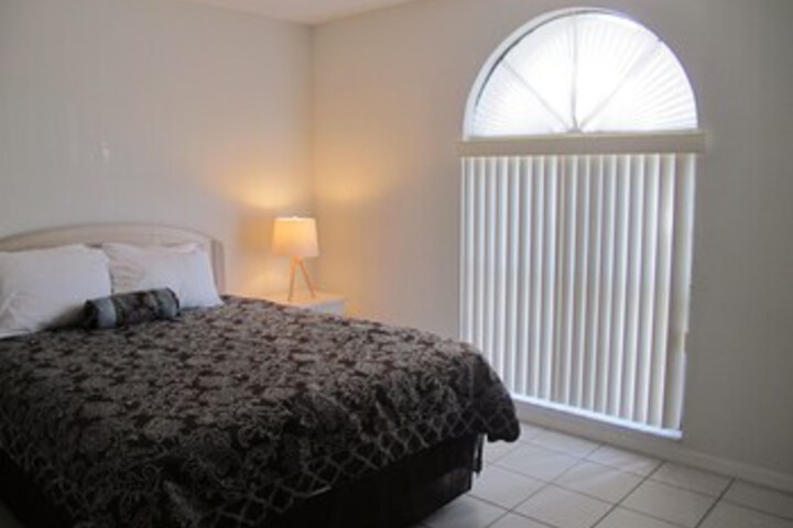 Room 195 of 291